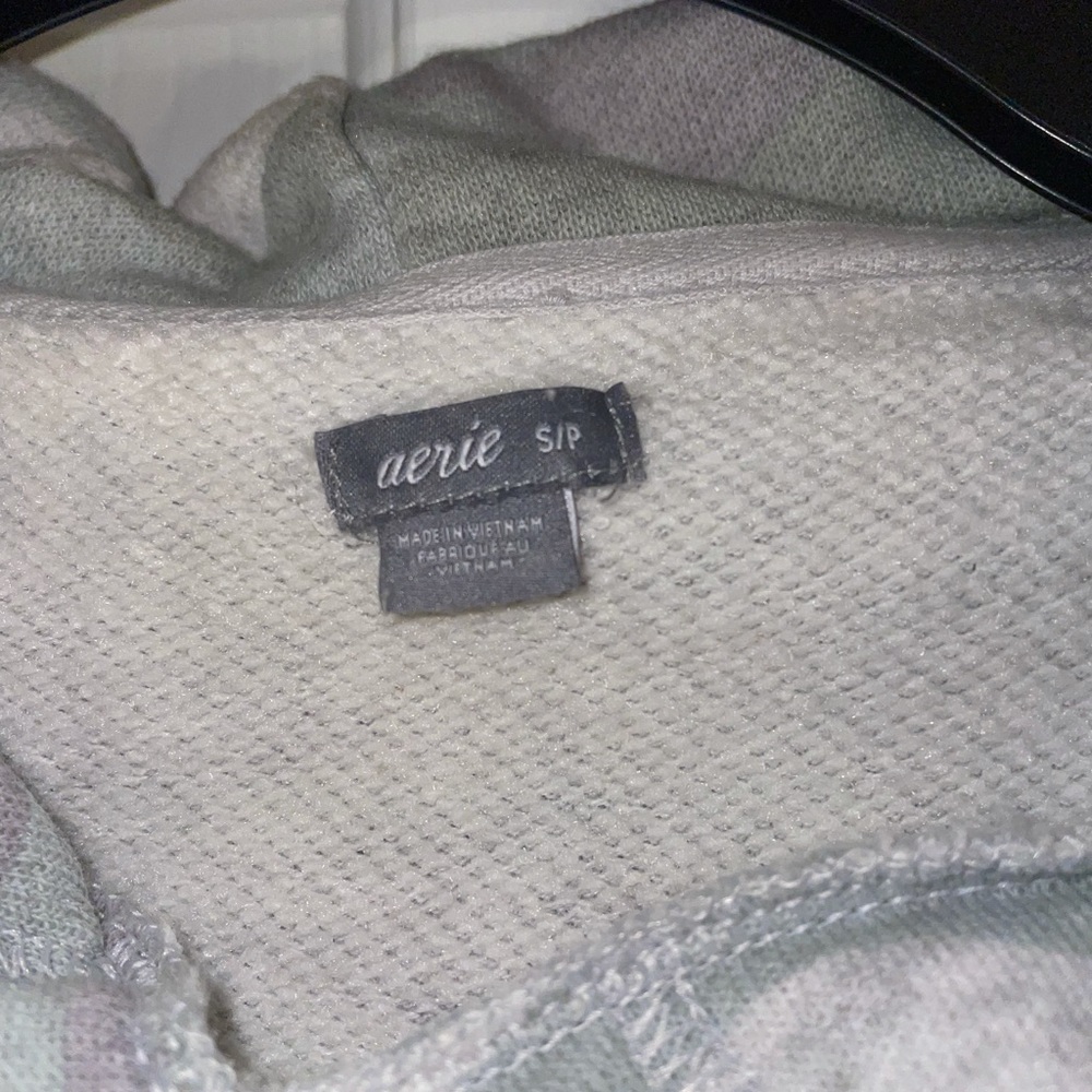 Aerie sweatshirt!